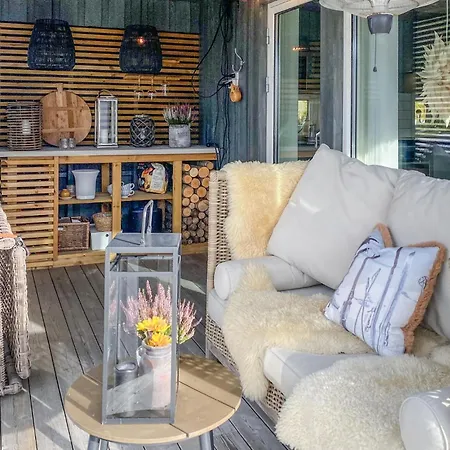 Vakantiehuis Geweldig Met 3 Slaapkamers In *