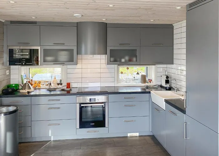 3 Bedroom Awesome In