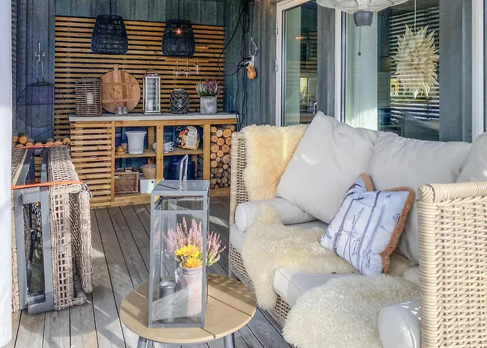 Дом отдыха 3 Bedroom Awesome In *