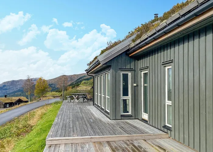 3 Bedroom Awesome In *